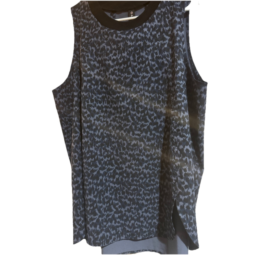 Athleta Zephyr Print Tank Top Blurred Camo Grey size 1X Crewneck - Picture 3 of 12